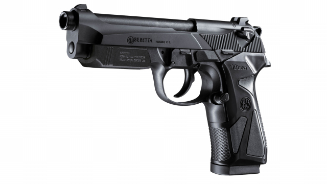 iv_Beretta 90two_1
